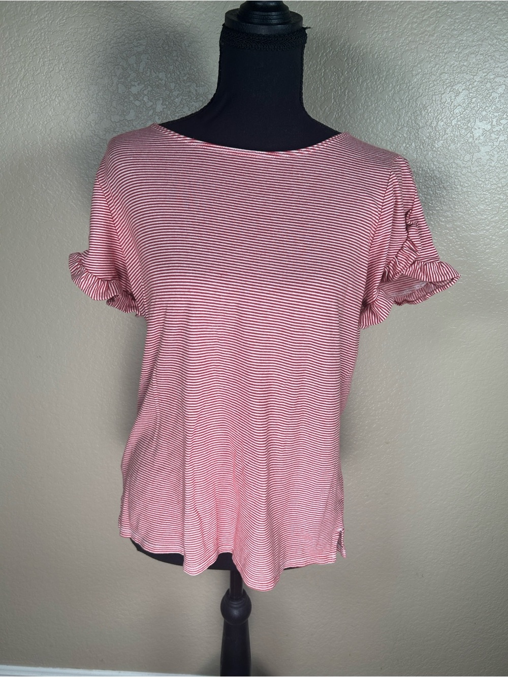 LOFT Red & White Striped Ruffle Sleeve Tee | Medium | Soft Knit Top